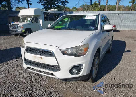 2013 Mitsubishi Outlander Sport Se z USA, uszkodzony, nr VIN 4A4AR4AU0DE017398